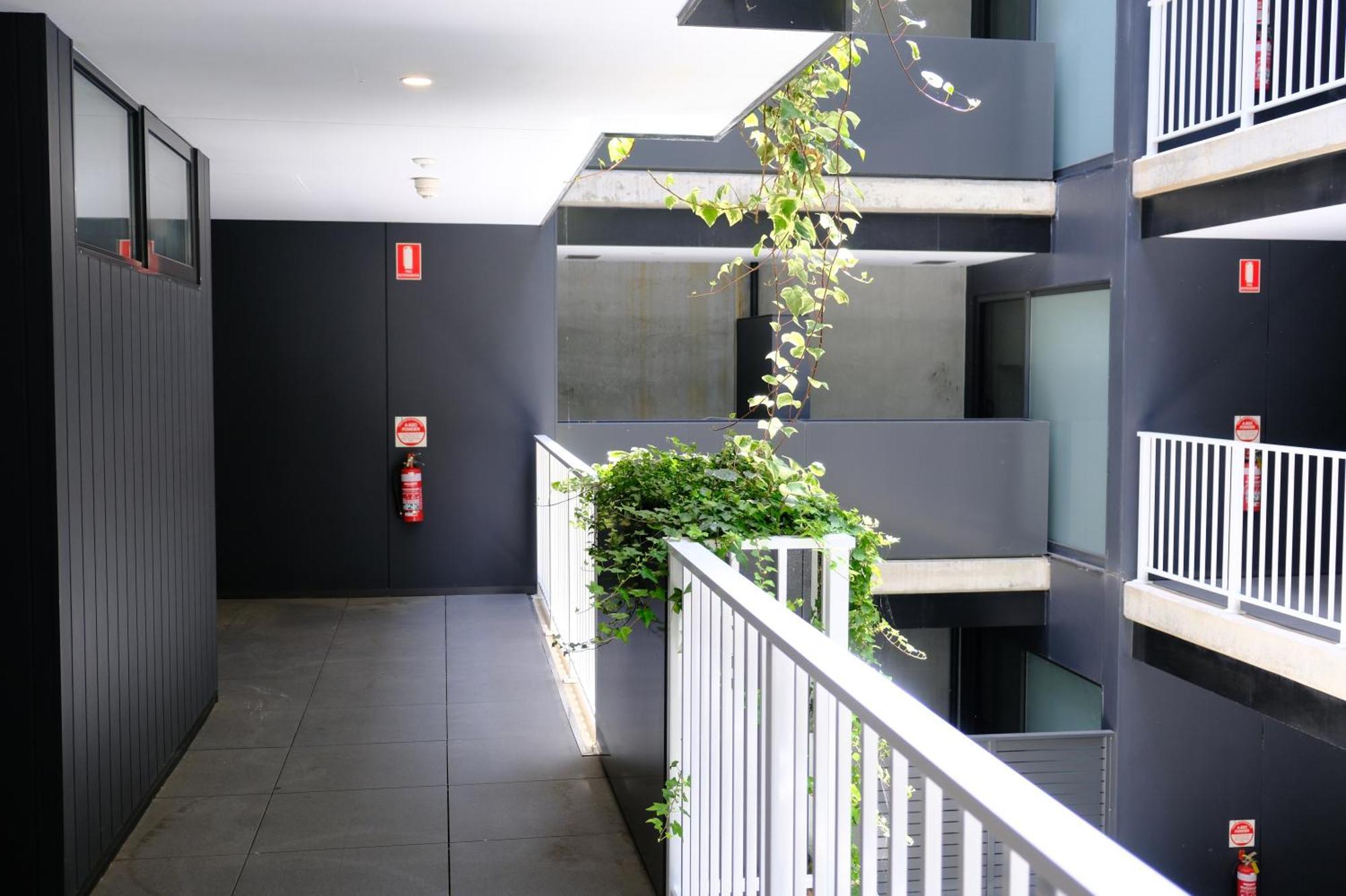 Cbd Japanese Retreat 2Br 1P Brekky Wifi Netflix Lejlighed Canberra Eksteriør billede